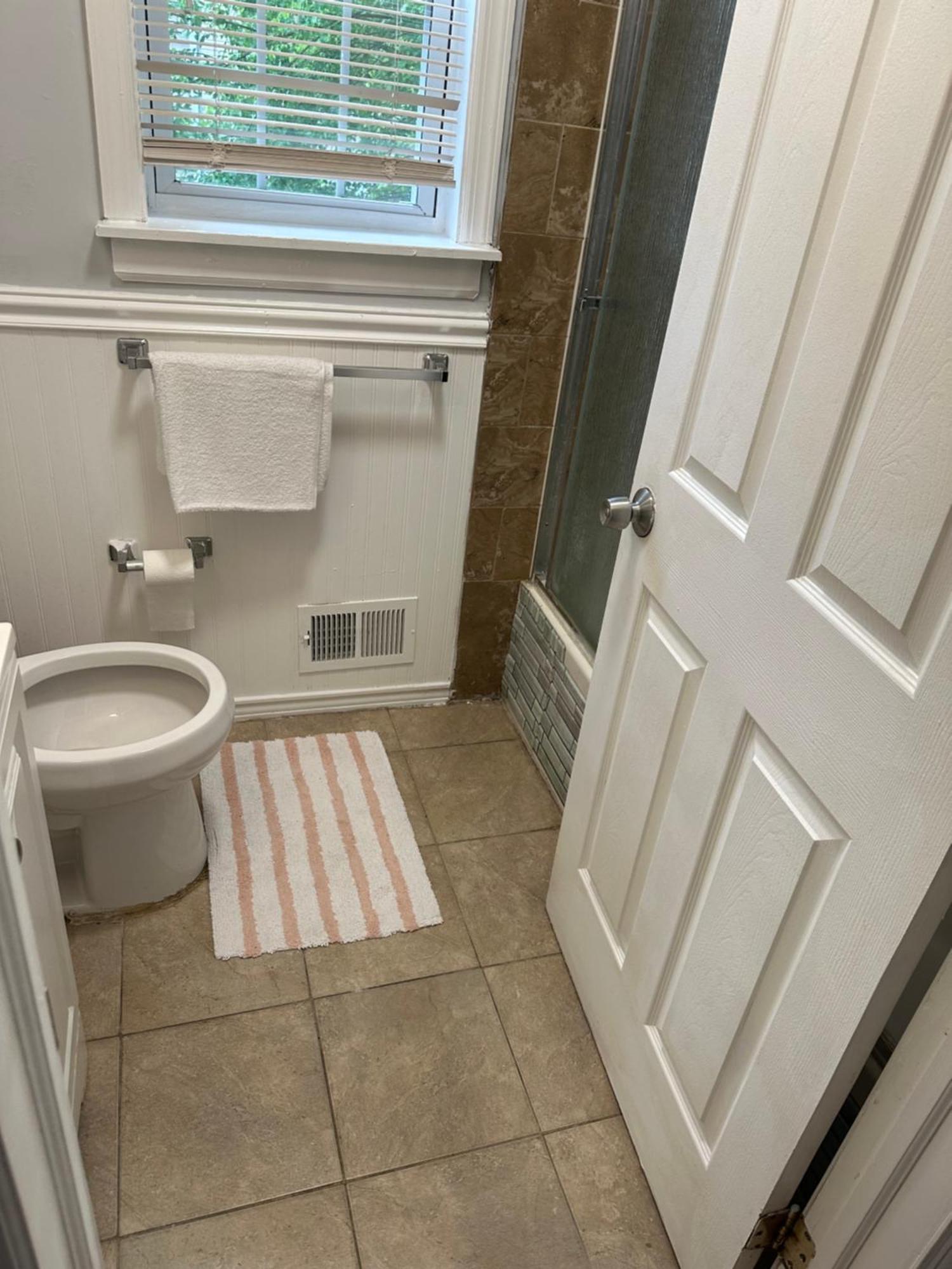 Fidelia Crystal Room, Queen Bed Minutes From Newark Liberty International Airport And Newark Penn Station Irvington Exteriör bild